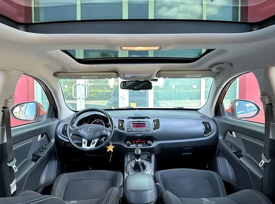 Kia Sportage — imagine 8