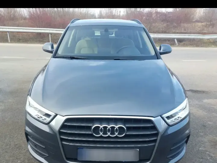 Audi Q3 8U