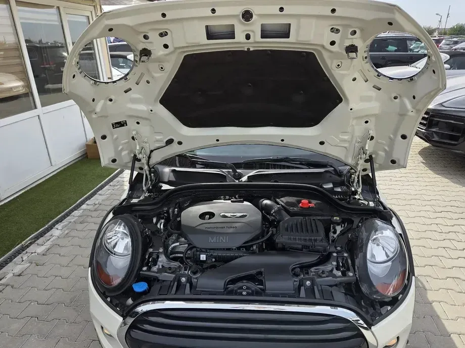 MINI Cooper Standard — imagine 8
