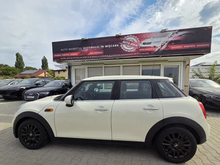 MINI Cooper Standard — imagine 4