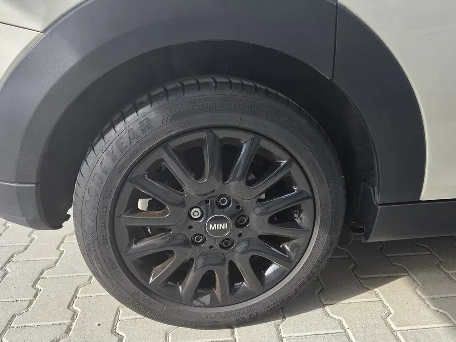 MINI Cooper Standard — imagine 7