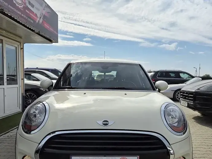 MINI Cooper Standard