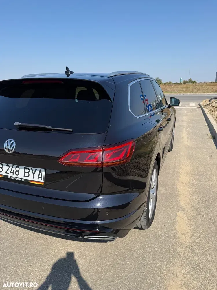 Volkswagen Touareg — imagine 6