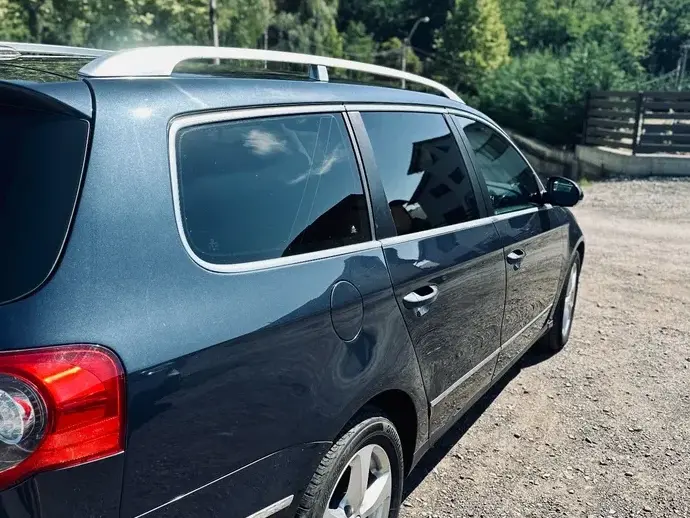 Volkswagen Passat B6 2.0 TDI Highline DPF 4Motion