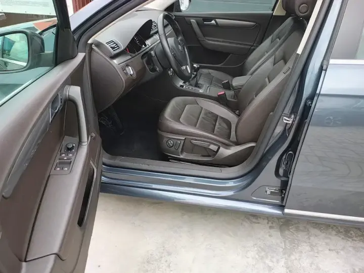 Volkswagen Passat B7 1.6 TDI DPF BlueMotion Technology Highline