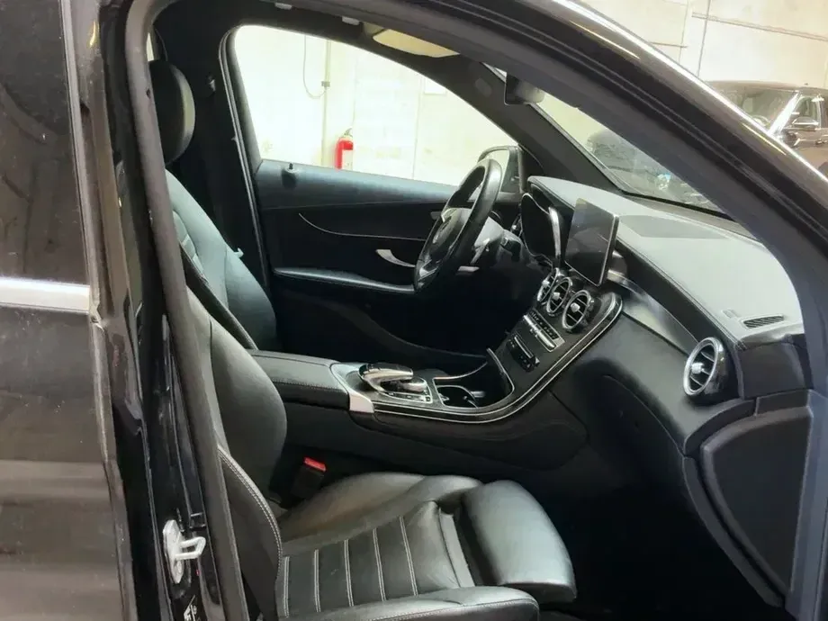 Mercedes-Benz GLC X253 220 d 4MATIC 9G-TRONIC AMG Line — imagine 8