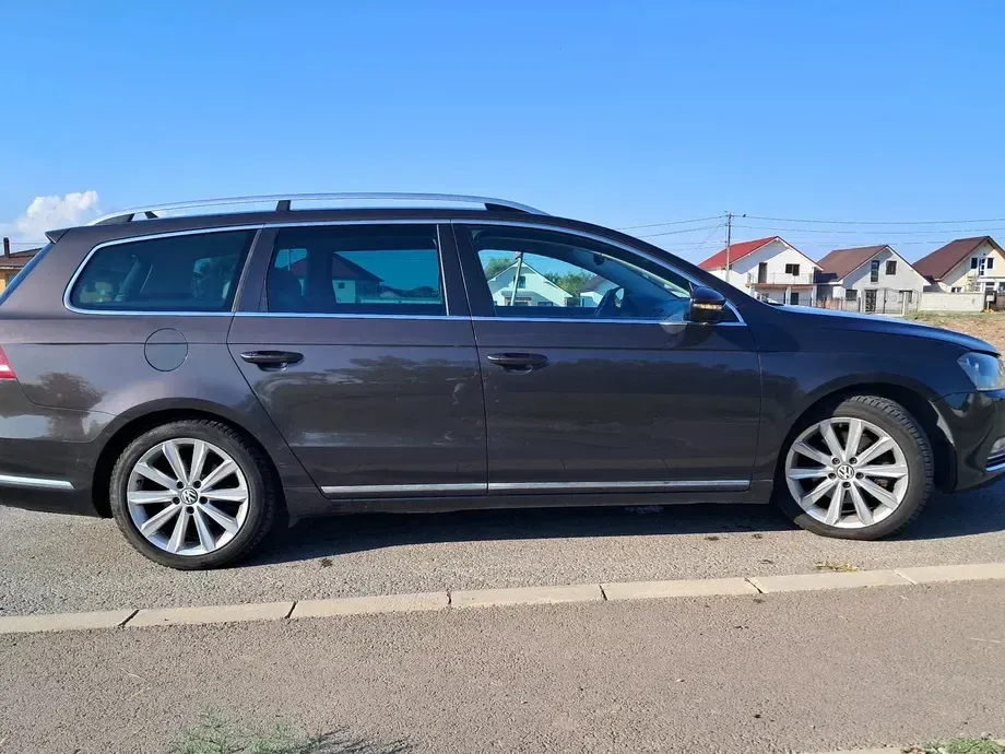 Volkswagen Passat 2.0 TDI BlueMotion Technology Highline DSG — imagine 4