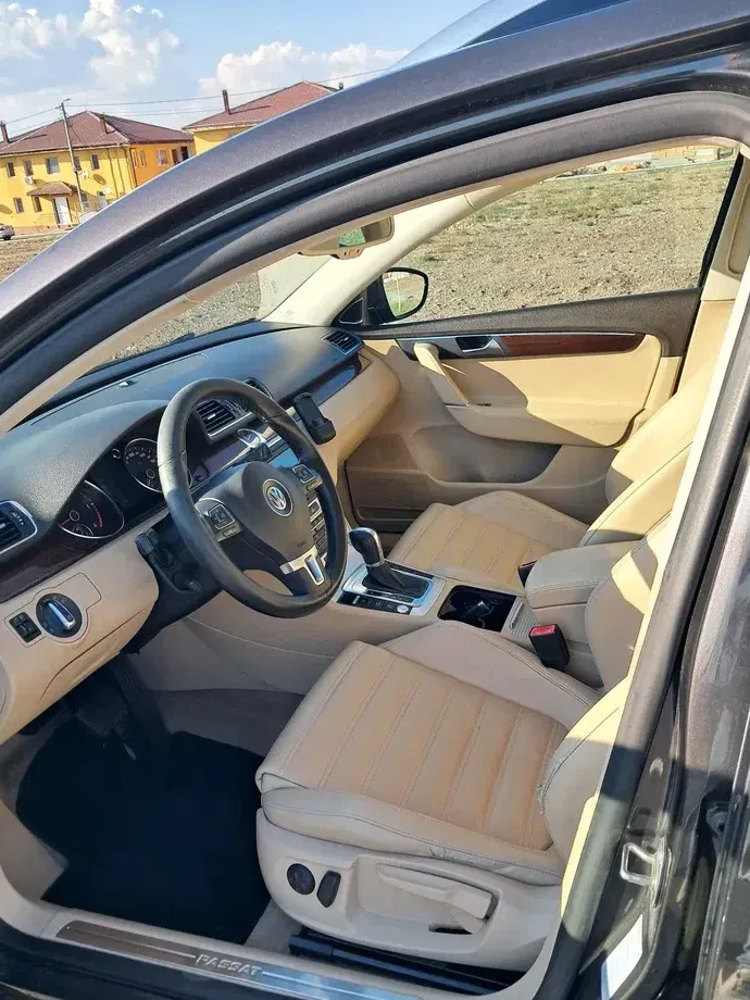 Volkswagen Passat 2.0 TDI BlueMotion Technology Highline DSG — imagine 8