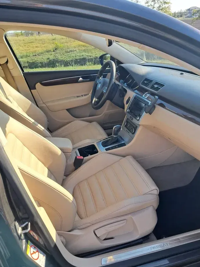 Volkswagen Passat 2.0 TDI BlueMotion Technology Highline DSG — imagine 9
