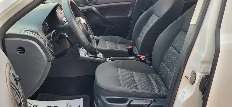 Škoda Octavia II 1.6 TDI DPF Active — imagine 9