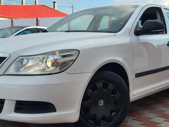 Škoda Octavia II 1.6 TDI DPF Active