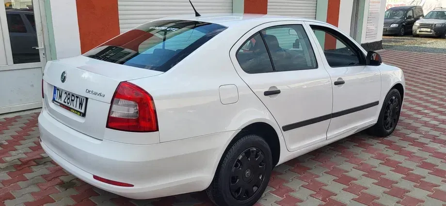 Škoda Octavia II 1.6 TDI DPF Active — imagine 7