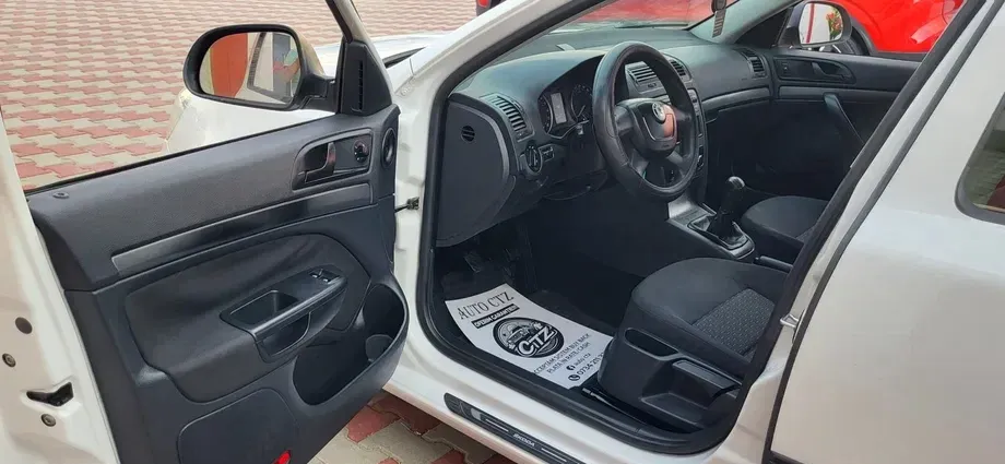 Škoda Octavia II 1.6 TDI DPF Active — imagine 10