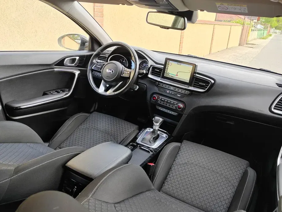 Kia Cee`d III 1.6 CRDi DCT GT Line — imagine 8