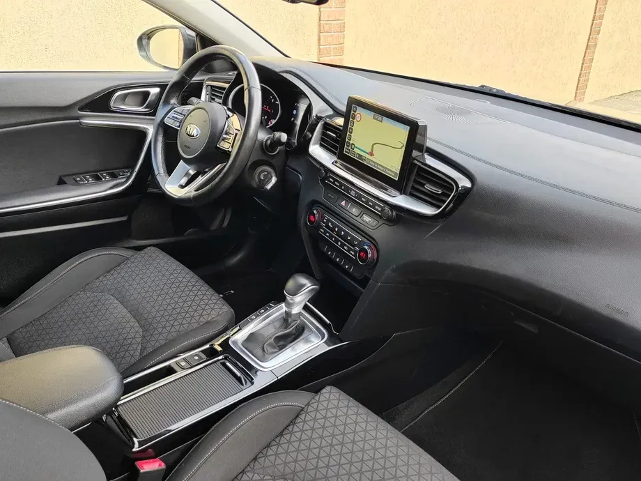 Kia Cee`d III 1.6 CRDi DCT GT Line — imagine 7