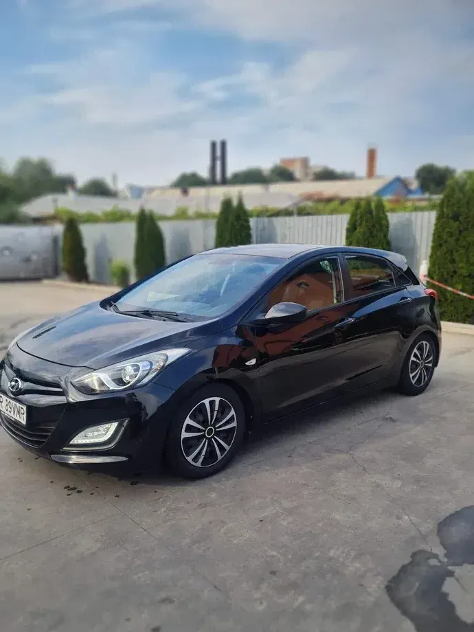 Hyundai i30 II 1.6 CRDI Comfort+ — imagine 6