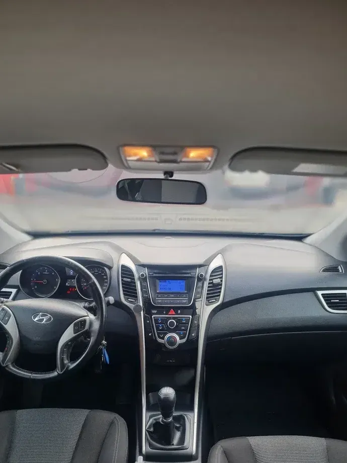 Hyundai i30 II 1.6 CRDI Comfort+ — imagine 5