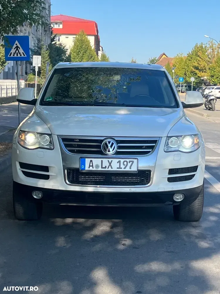 Volkswagen Touareg 3.0 V6 TDI DPF Tipt. Individual — imagine 3