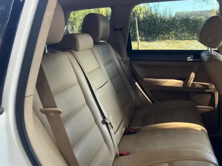 Volkswagen Touareg 3.0 V6 TDI DPF Tipt. Individual