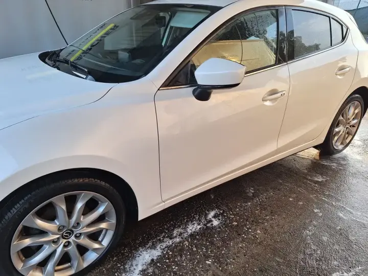 Mazda 3 III