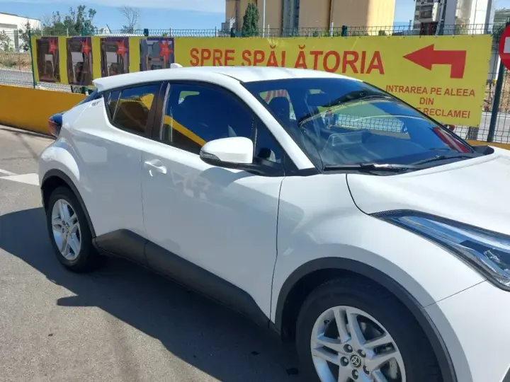 Toyota C-HR 1.8 HEV 140 CP 4x2 CVT Active