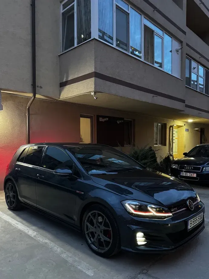 Volkswagen Golf VII 2.0 TSI GTI — imagine 2