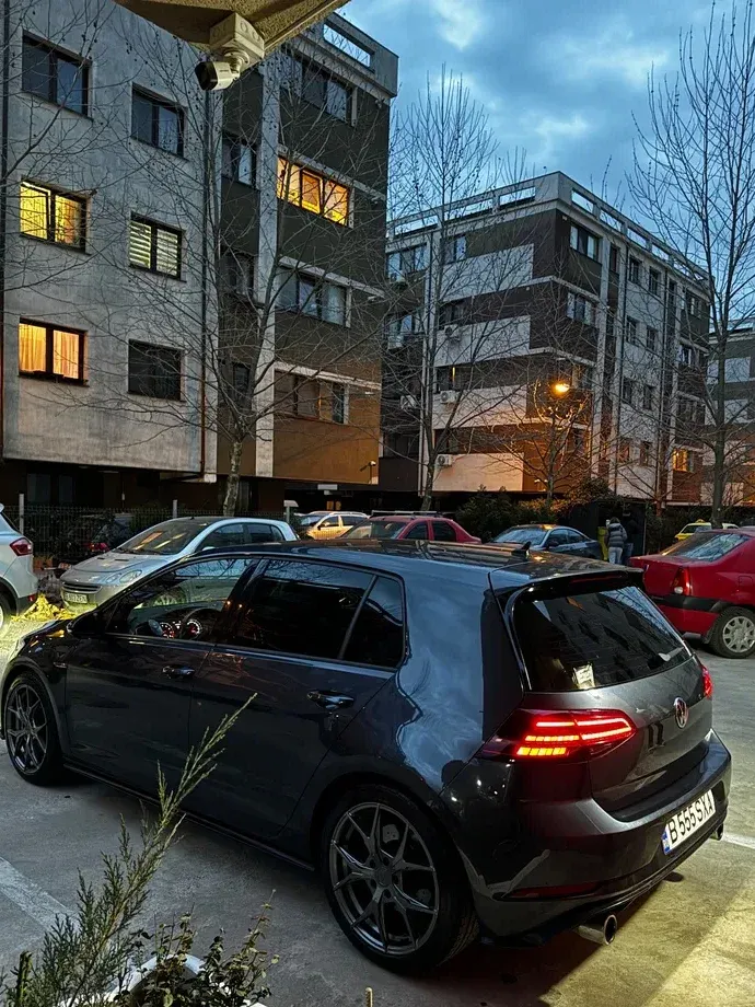 Volkswagen Golf VII 2.0 TSI GTI — imagine 4