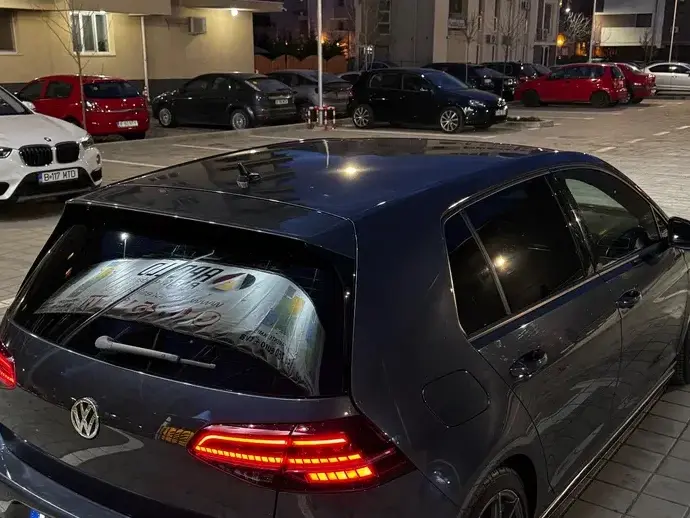 Volkswagen Golf VII 2.0 TSI GTI