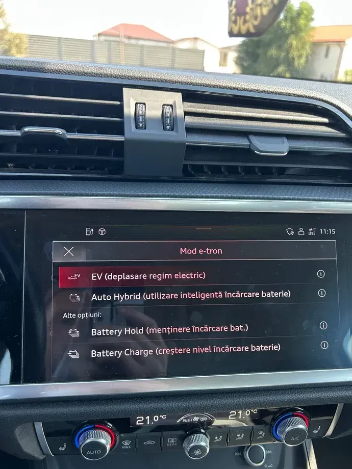Audi Q3 F3 45 TFSIe S tronic — imagine 7