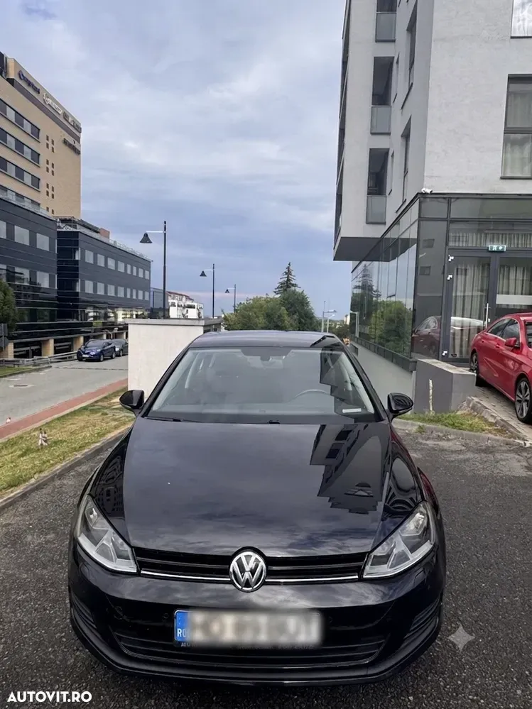 Volkswagen Golf — imagine 4