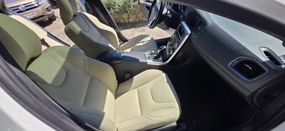 Volvo S60 II — imagine 7