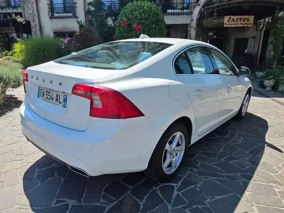 Volvo S60 II