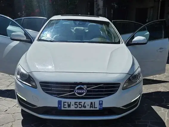 Volvo S60 II