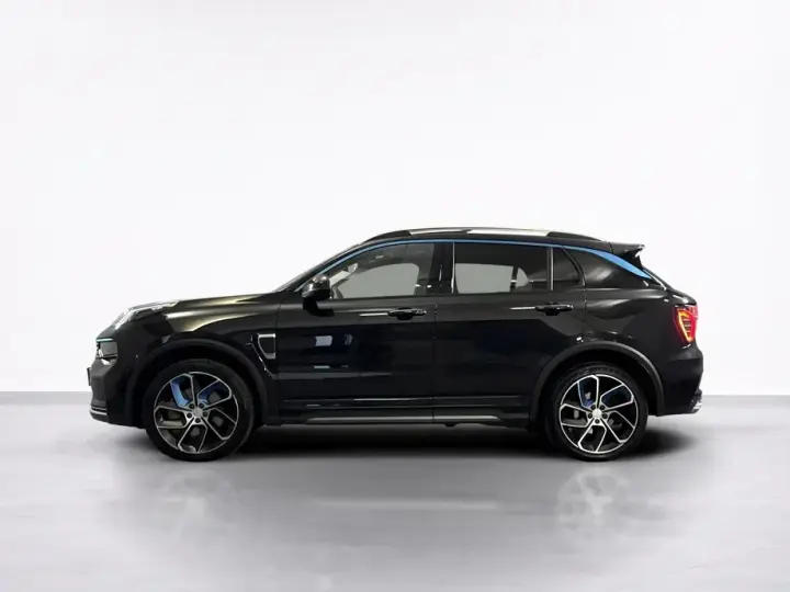 Lynk&Co 01