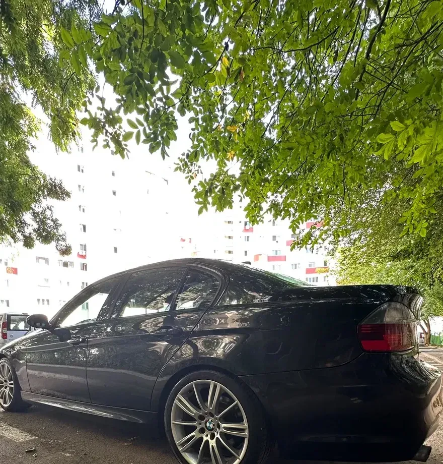 BMW Seria 3 E90/E91/E92/E93 320d — imagine 7