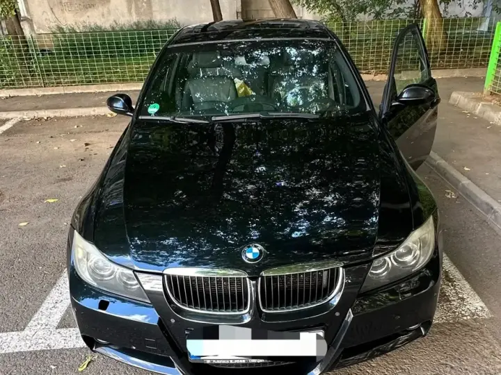 BMW Seria 3 E90/E91/E92/E93 320d