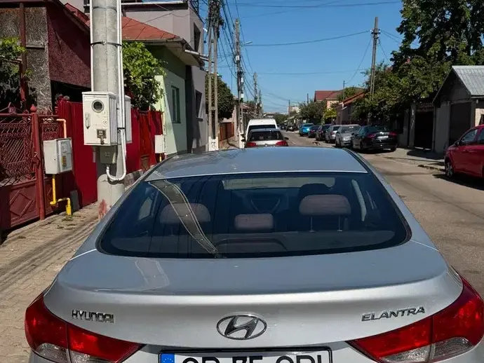 Hyundai Elantra V 1.6 MPi