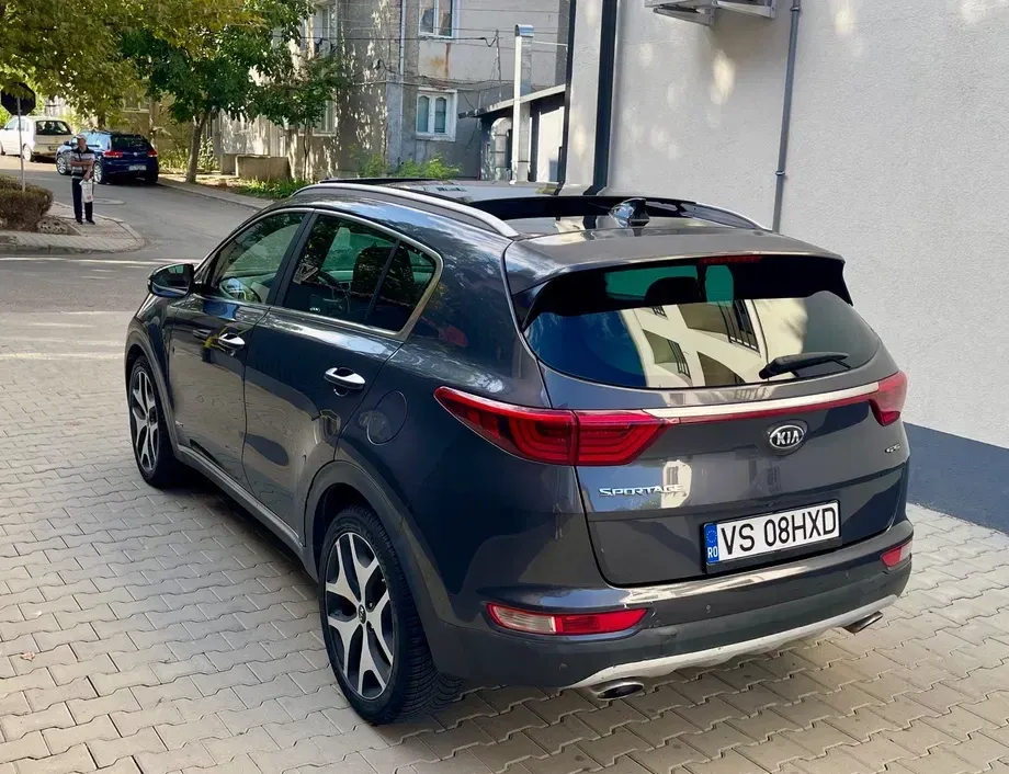 Kia Sportage 2.0 DSL HP 6AT 4x4 GT Line — imagine 3