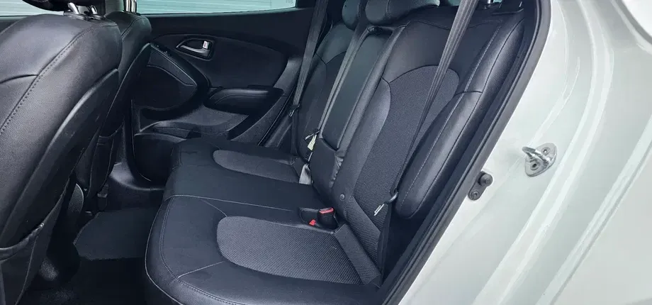 Hyundai ix35 2.0 CRDI 4WD Automatik Premium — imagine 8