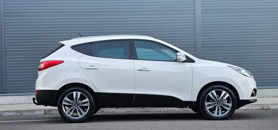 Hyundai ix35 2.0 CRDI 4WD Automatik Premium — imagine 4