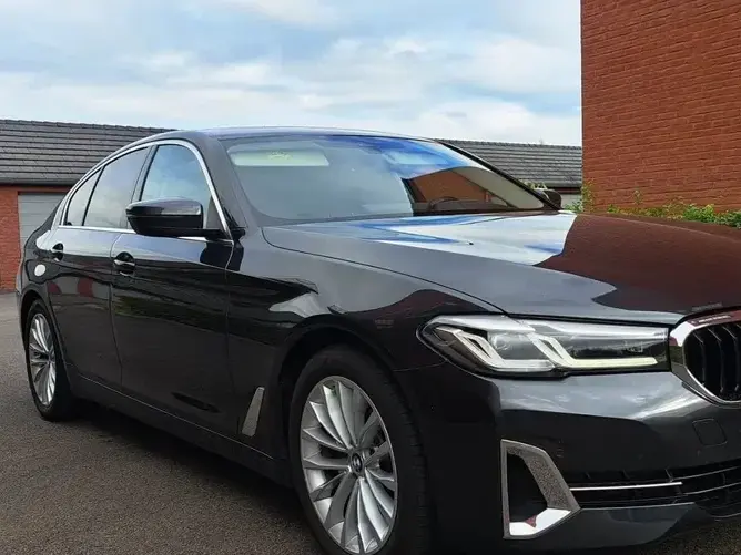 BMW Seria 5 G30/G31 520d xDrive AT MHEV