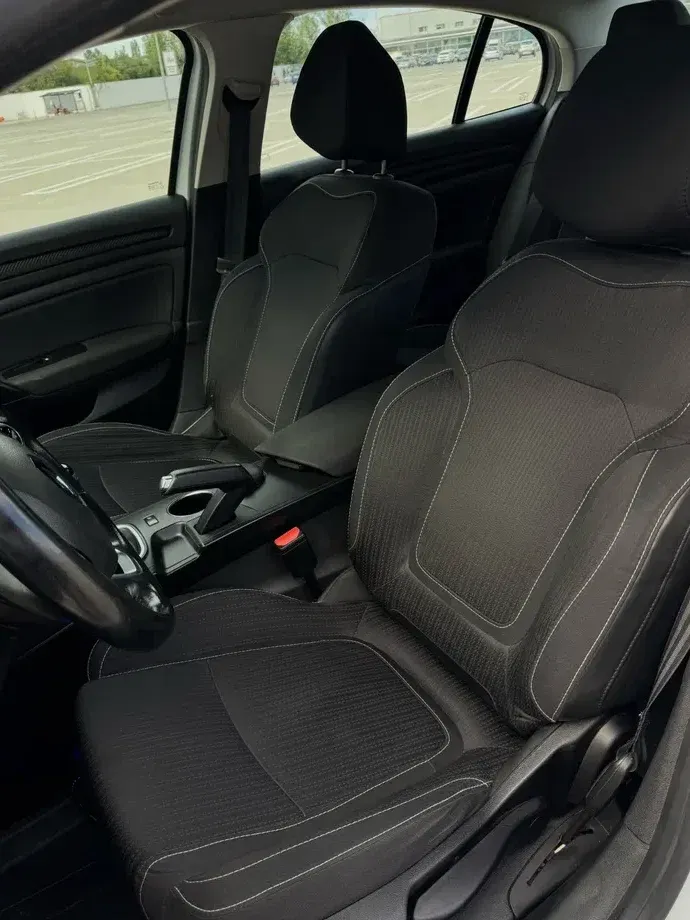 Renault Mégane IV — imagine 7