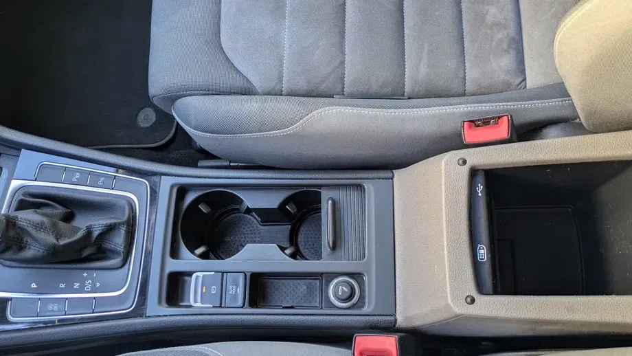 Volkswagen Golf VII 2.0 TDI DSG BMT Highline — imagine 4