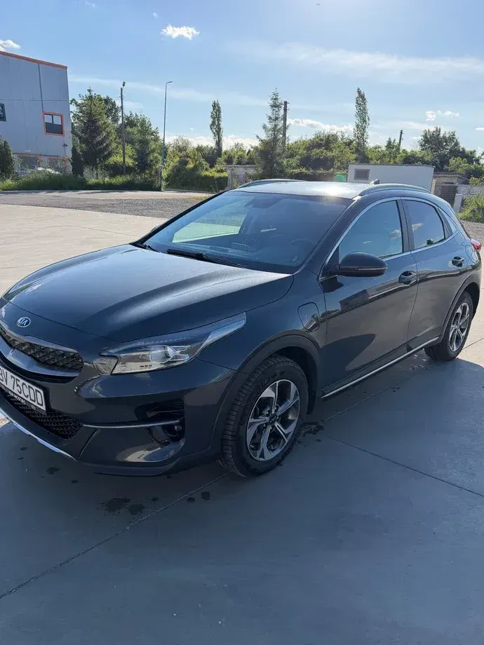 Kia XCeed 1.6 GDI 6DCT PHEV Vision — imagine 4