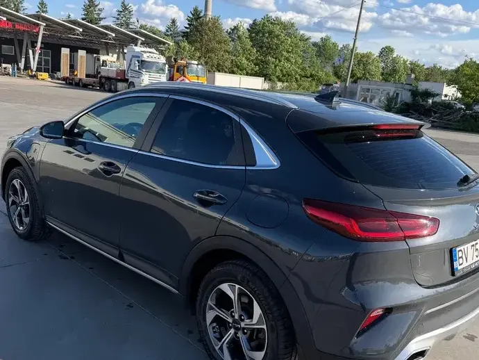 Kia XCeed 1.6 GDI 6DCT PHEV Vision
