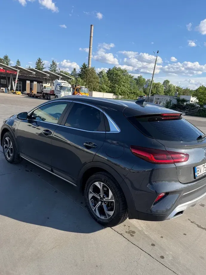 Kia XCeed 1.6 GDI 6DCT PHEV Vision — imagine 6