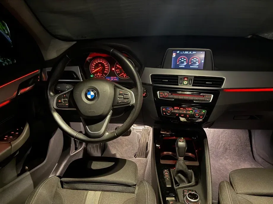 BMW X1 F48 — imagine 8