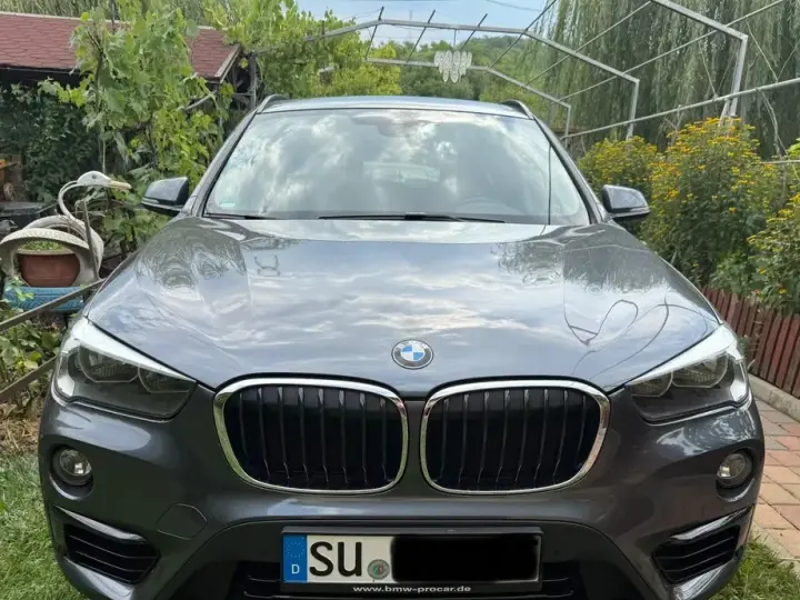BMW X1 F48
