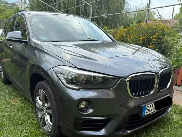 BMW X1 F48