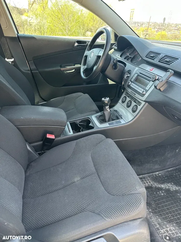 Volkswagen Passat 2.0 TDI DPF Comfortline — imagine 5